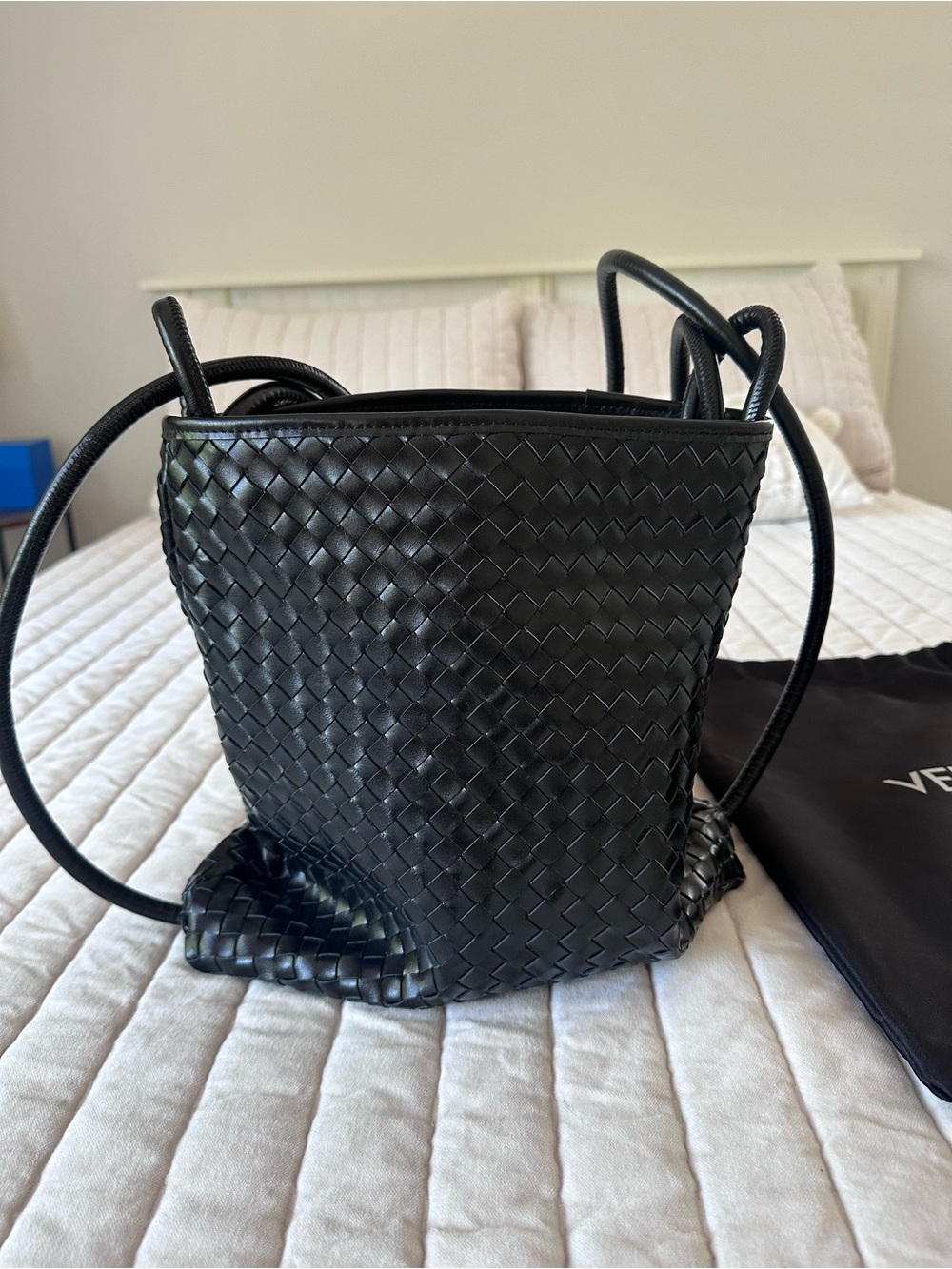 Woven Convertible Shoulder Bag - Picture 3 of 8